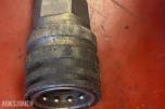 2023 Parker F12-182 hydraulikkmotor med tre monterte hydraulikkslanger og hurtigkoblinger